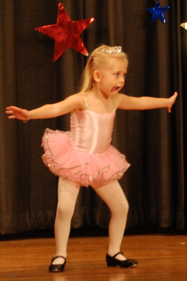 2012-05-12-Sydney's Recital-25.jpg